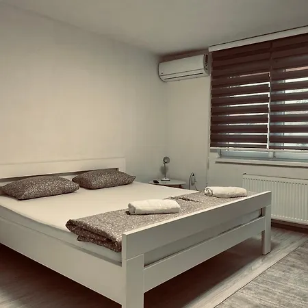 Residenci Alea * Τούζλα